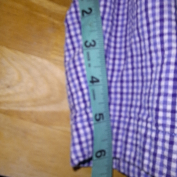 A bundle of Vineyard Vines men shorts in a size 34. Pre-loved in great shape. - Picture 8 of 16